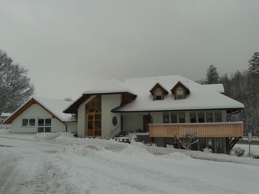 Dzt-Schwarzwaldhotel Garni Unterkirnach Екстериор снимка